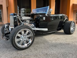 1932 FORD ROADTER SHOW CAR 1100 MILES