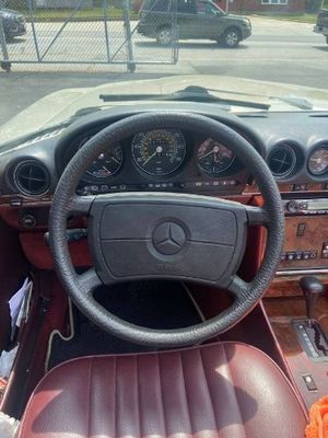 1987 Mercedes-Benz 560SL  for sale $35,995 