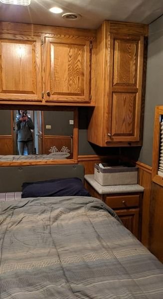 2005 RENEGADE TANDEM AXLE MOTORHOME for Sale $129,995
