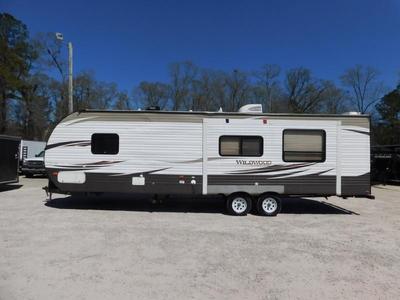 2018 Wildwood Forest River 27RKSS Camper with Rear Kitchen    for sale $19,995 