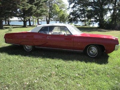 1967 Pontiac Bonneville  for sale $32,495 