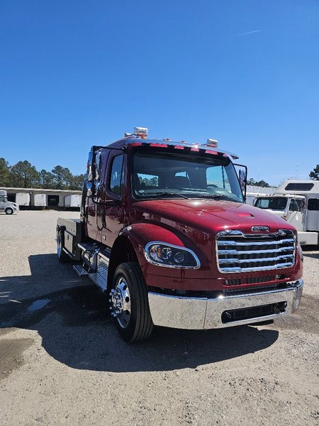 2026 FREIGHTLINER TOTER 