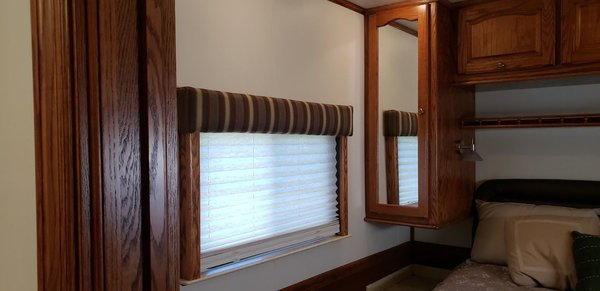 2006 42' Optima Motorhome Garage Kept Excellent Condition