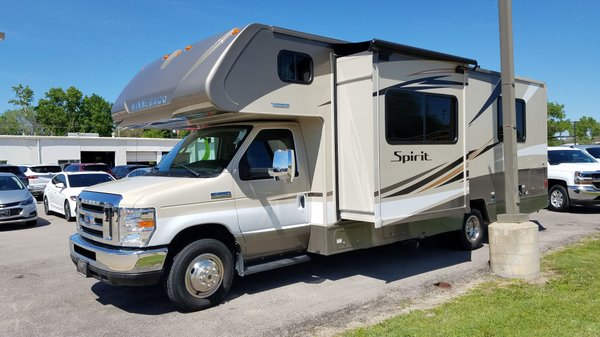 2017 Winnebago Spirit - Only 4k Miles