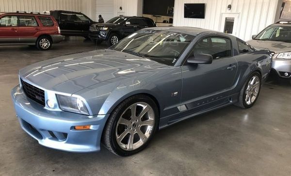 2005 Ford Mustang  for Sale $23,495 