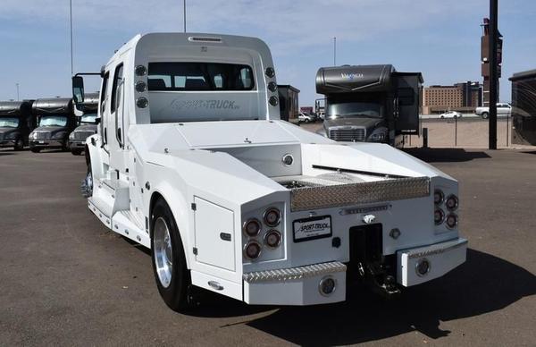 2018 SportTruck Scottsdale Edition