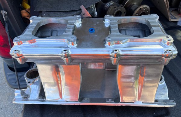 Edelbrock BBC Tunnel Ram  for Sale $400 