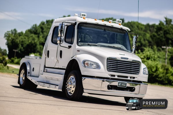 2014 FREIGHTLINER SPORTCHASSIS M2- CUMMINS - ONLY 47K MILES  for Sale $139,500 