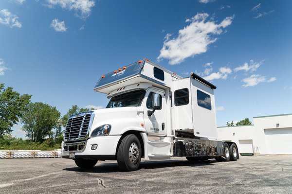 2018 Renegade 1300AS Rear Entry Large Kitchen  for Sale $299,000 