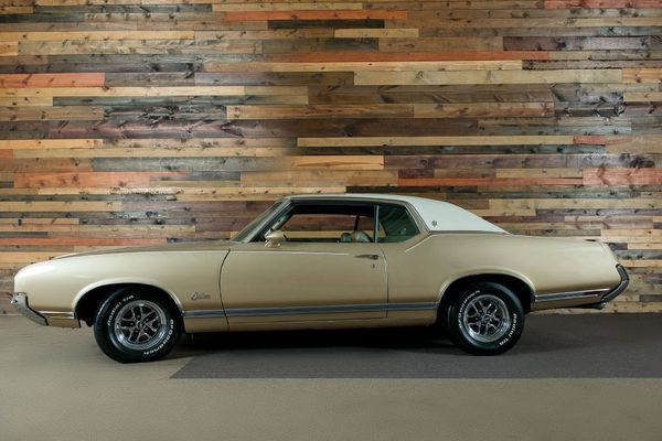 1970 OLDSMOBILE CUTLASS for Sale $24,900