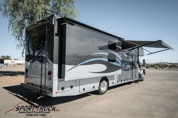 2021 NeXus RV Wraith Super 35W