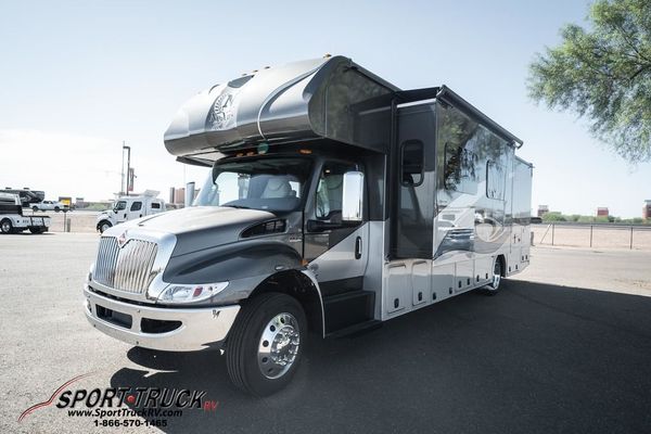2021 NeXus RV Wraith Super 35W
