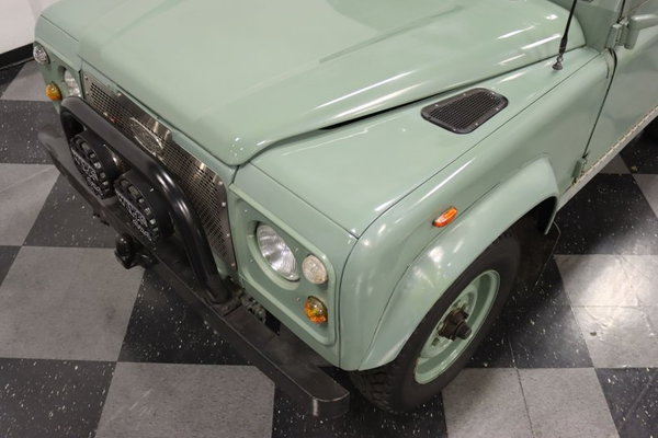 1986 Land Rover Defender 90 2Dr Wagon  for Sale $59,995 