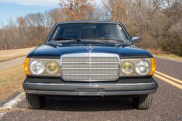 1981 Mercedes-Benz 280 for Sale $12,900