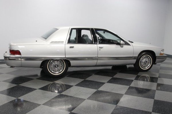 1992 Buick Roadmaster for Sale $9,995