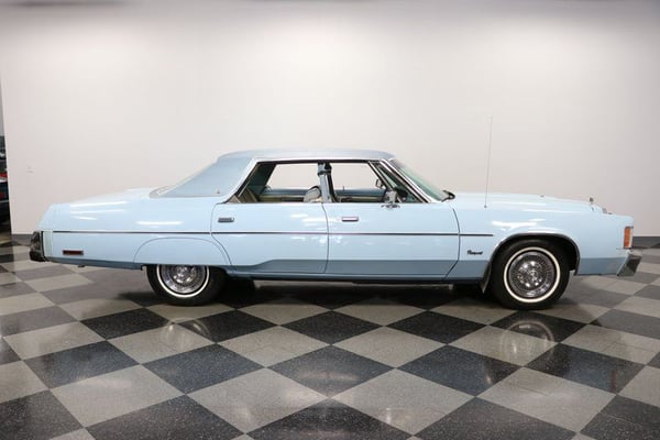 1977 Chrysler Newport  for Sale $14,995 