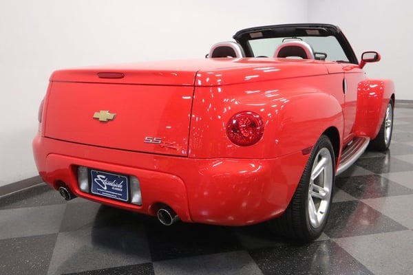 2004 Chevrolet SSR  for Sale $31,995 