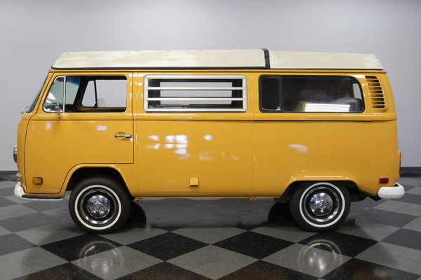 1972 Volkswagen Type 2 Westfalia Camper Van  for Sale $29,995 