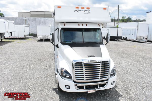 2020 RENEGADE 15' TOTERHOME WITH 2-SLIDES