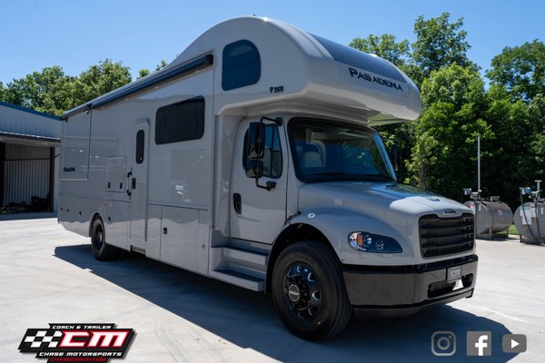 Used 2026 Thor Motor Coach Pasadena 34XG 