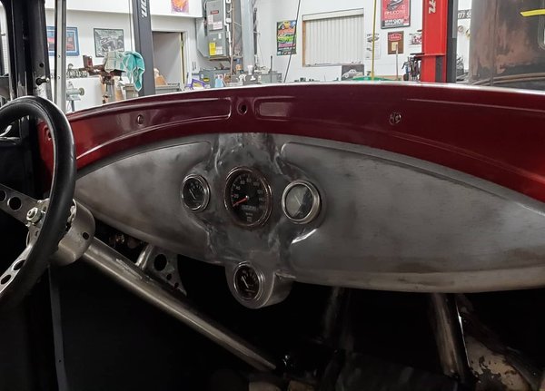 Gray's Garage Hot Rods and Customs