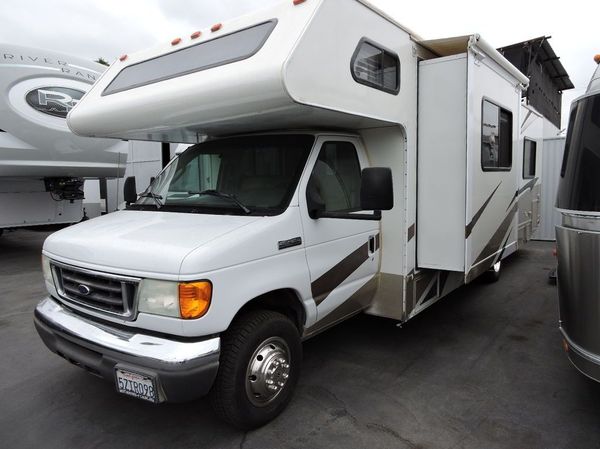 2007 Four Winds  Dutchmen Express 29R