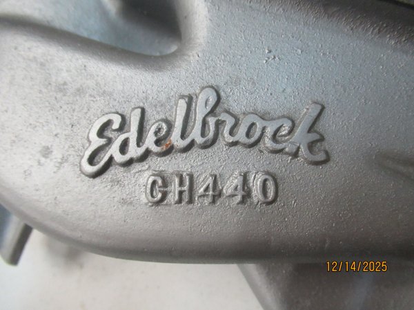 Mopar Rare Edelbrock CH440 intake manifold  for Sale $700 
