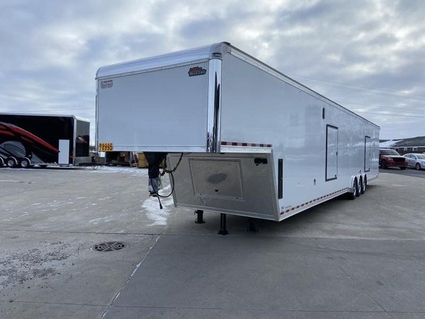 United Super Hauler Gooseneck 8.5X52 Car/Race Trailer  for Sale $58,500 