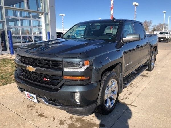 2017 Chevrolet Silverado 1500  for Sale $33,990 