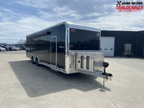 32 ALUMINUM BATHROOM 