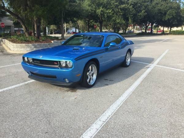 2010 Dodge Challenger  for Sale $27,995 