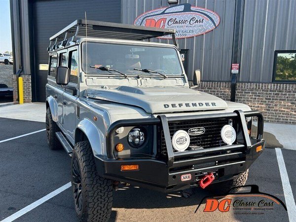 1990 Land Rover Defender 