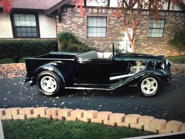 1933 Chevrolet Roadster Pick Up