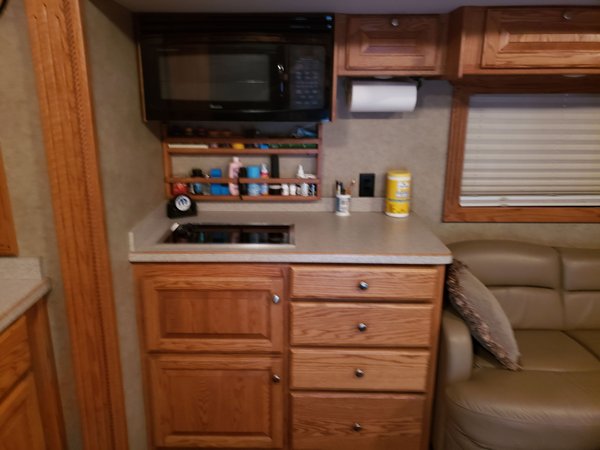 Very nice 2007 ,34' renegade toterhome very low miles for Sale $110,000