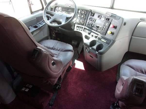 2003 Renegade 28' conversion for Sale $119,000