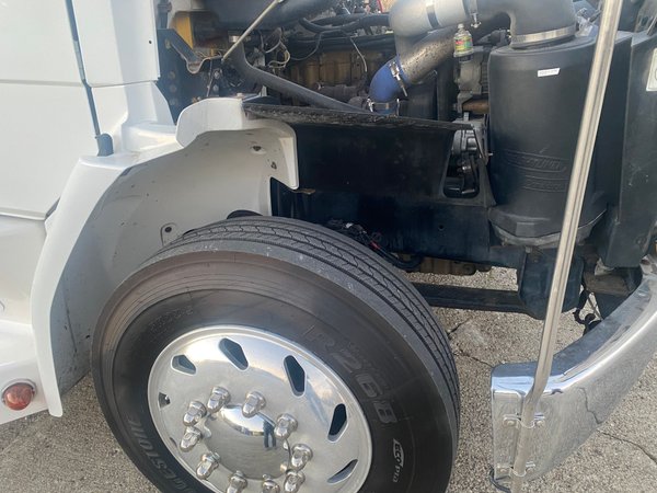 2001 FREIGHTLINER FL70 UNITED EXPRESSLINE 14' TOTER for Sale $100,000