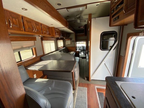 2007 Showhauler 2 Slide for Sale $159,900