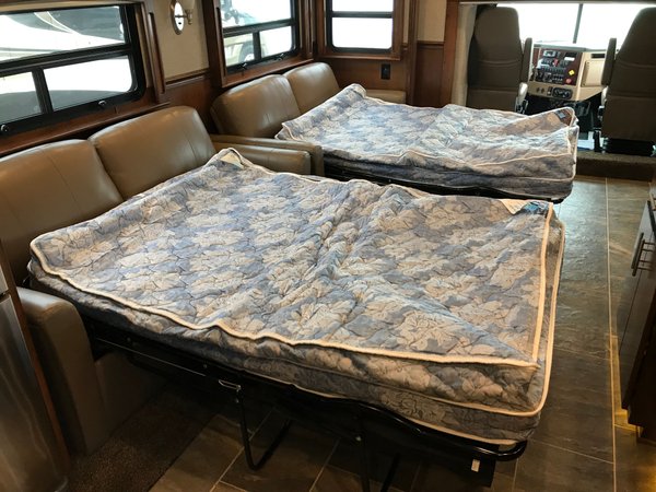 2020 Renegade Motorhome 4 slide outs