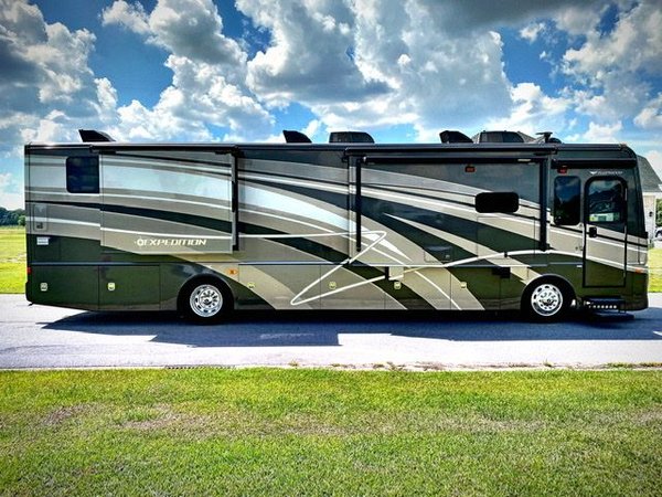 Fleetwood 38k Expedition for Sale $155,000