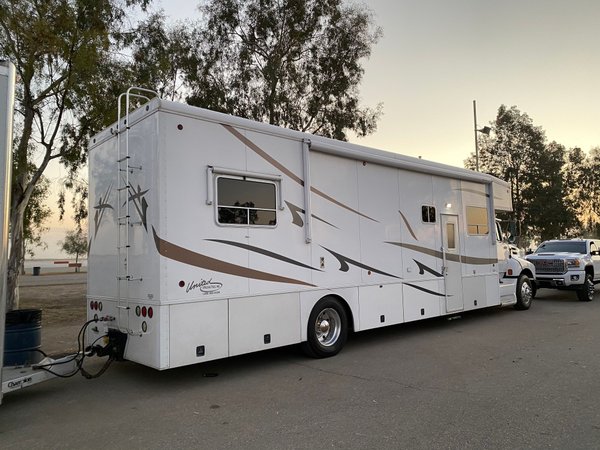 40ft motor home with N14 red top Cummings for Sale $85,000