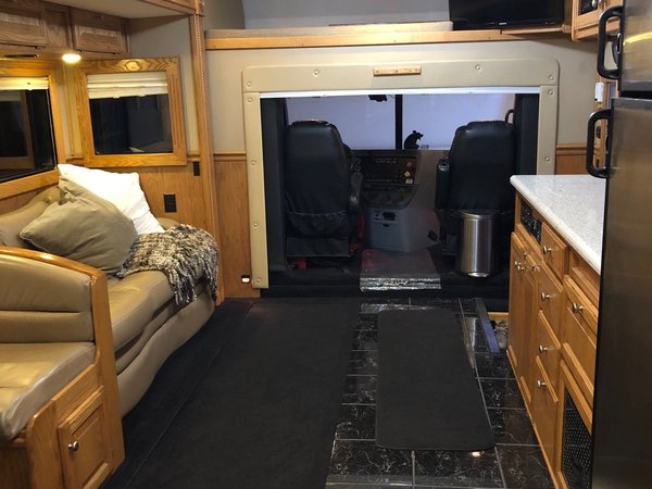 Renegade 2510XG Garage Unit for Sale $165,900