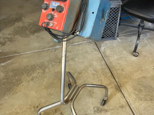 Sun Dwell & Tack Meter/ with rolling stand  for Sale $500 
