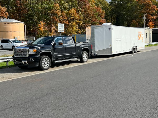 RACING TRAILER HABITABLE 30FT motorized sports trailer 2019  for Sale $28,900 