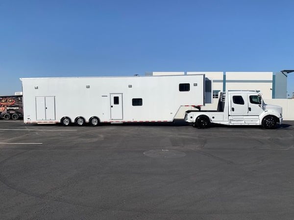2014 sportchassis and 2017 atc trailer w/living quarters  for Sale $285,000 