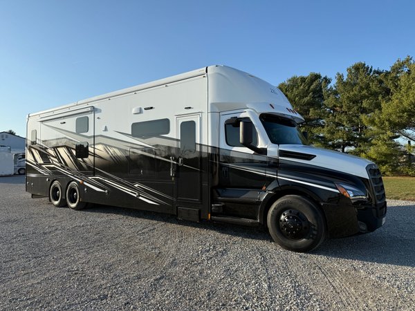 2026 Renegade XL 45' Motorcoach  for Sale $710,174 