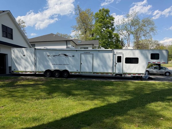50' VINTAGE LIVING QUARTERS TRAILER 