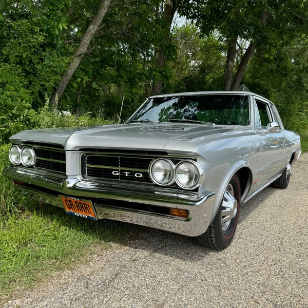 1964 Pontiac GTO 