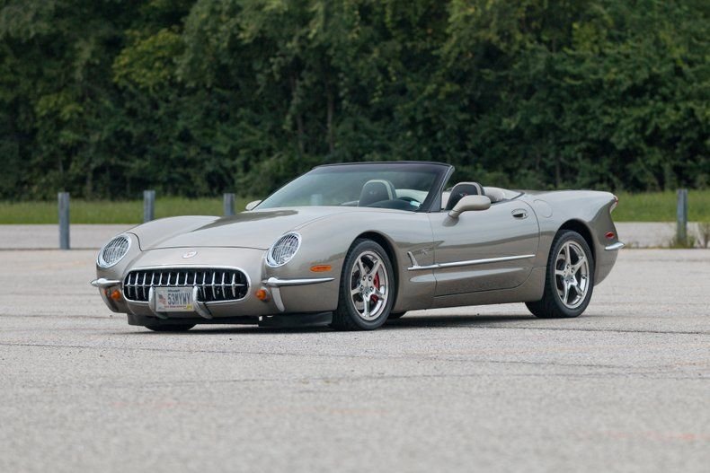 2001 Chevrolet Corvette Commemorative Edition for Sale in St. Charles