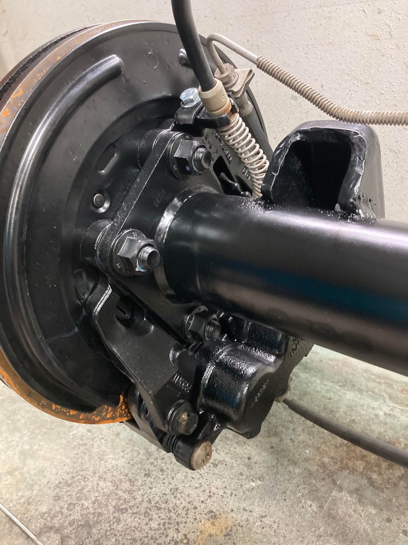 2005 GM Corp 14 bolt rear axle for Sale in mossyrock, WA RacingJunk