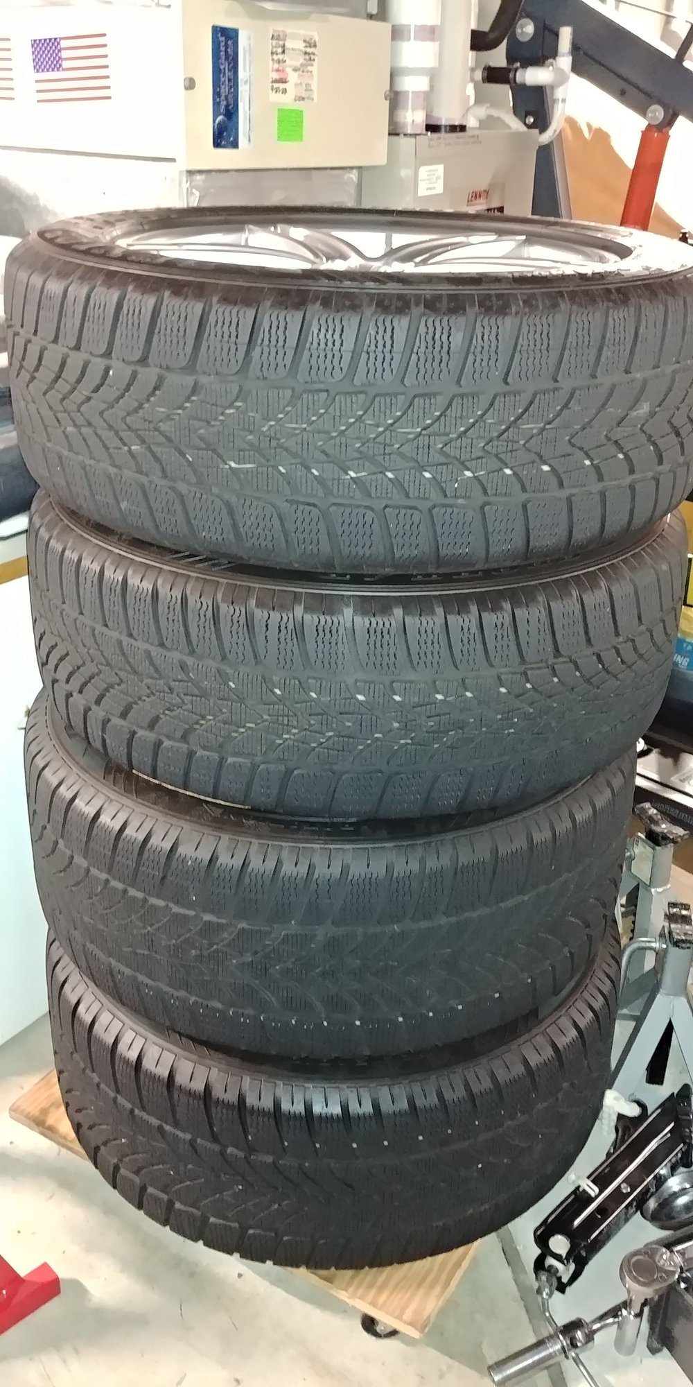 Wheels and Tires/Axles - MACAN 19-Inch Winter Wheel & Tire Set-Porsche OEM-Like New! - Used - 2014 to 2018 Porsche Macan - Winston Salem, NC 27104, United States